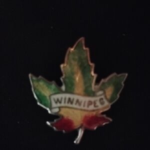 Sterling Silver Winnipeg Maple Leaf Pin